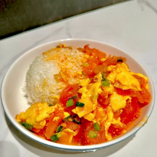 Classic Tomato & Egg Rice Bowl  西红柿鸡蛋盖饭｜小时候的味道.