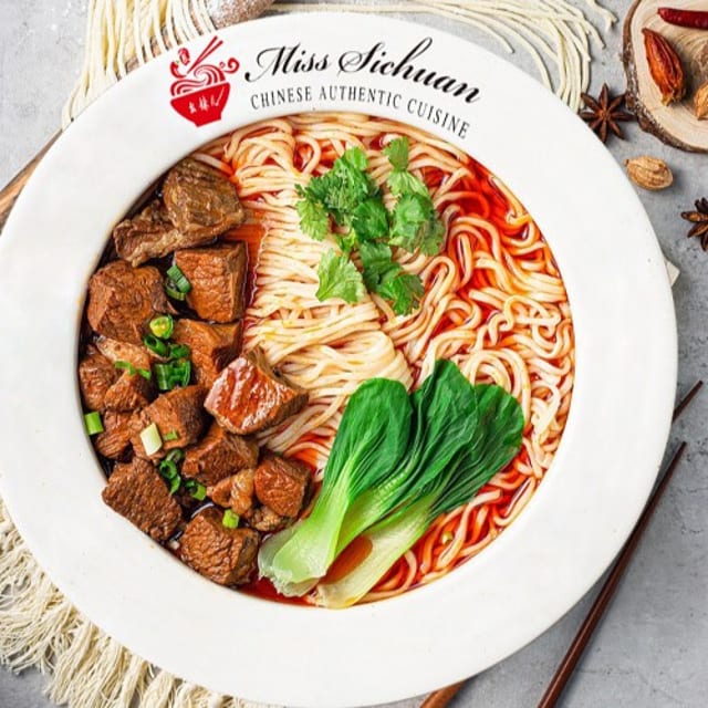 House Special Noodle Soup / 招牌汤粉.